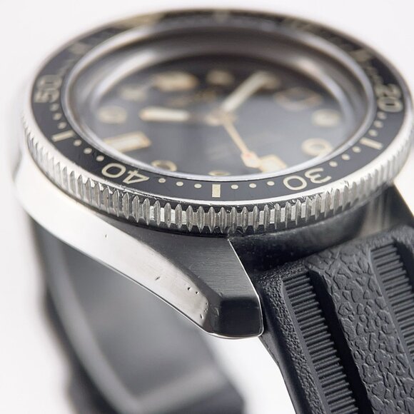 Seiko Stainless Steel Black Dial 44mm Automatic Movement Mens Watch 6159-7000 - Picture 3 of 8